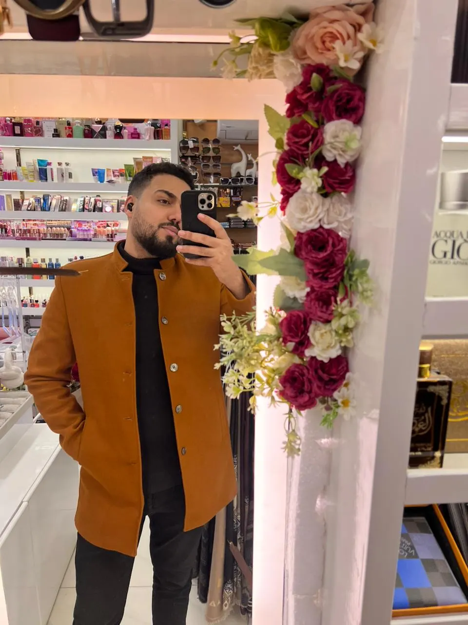خالد نمرة — بورتريه بالجاكيت الكاميل، مؤسس MKFIT ورائد أعمال مصري